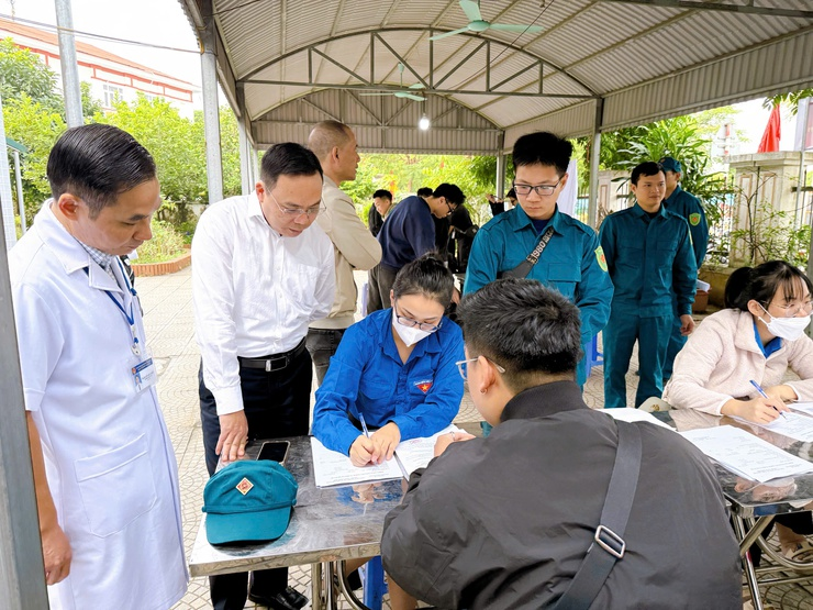 Phòng khám đa khoa quốc tế An Đạt phối hợp cùng Trạm Y tế phường Thanh Liệt trong công tác khám sơ tuyển sức khỏe nghĩa vụ quân sự năm 2025