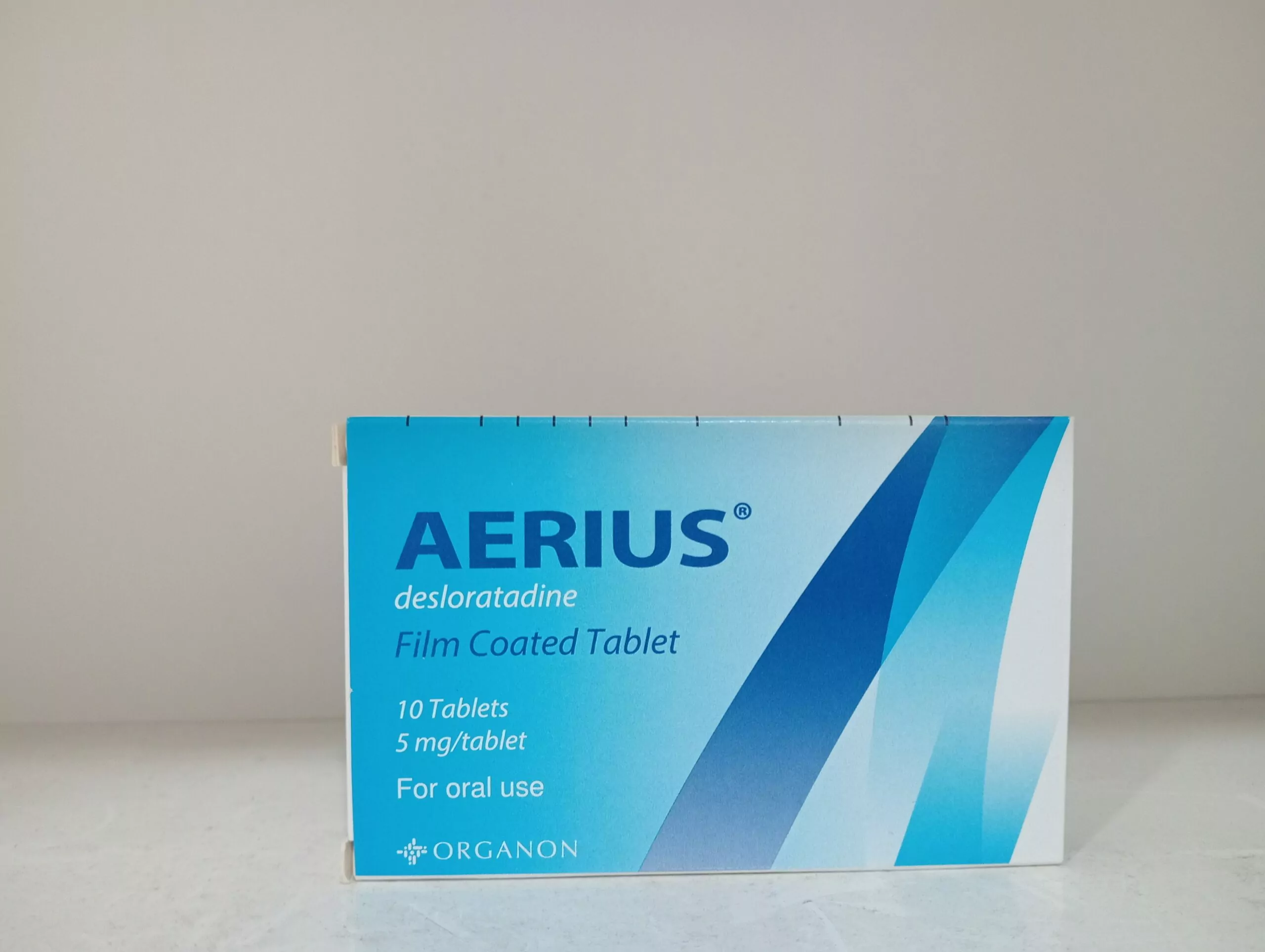 Thuốc Aerius 5mg trị viêm mũi dị ứng, mày đay (hộp 1 vỉ x 10 viên)